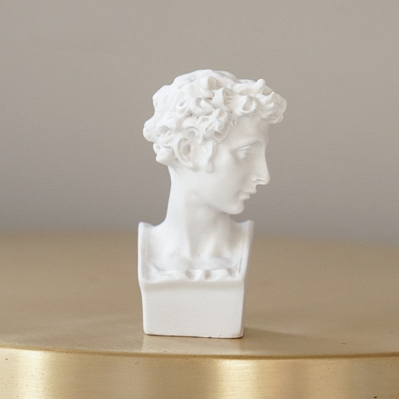 Small Decorative Statue: Plaster Sketch